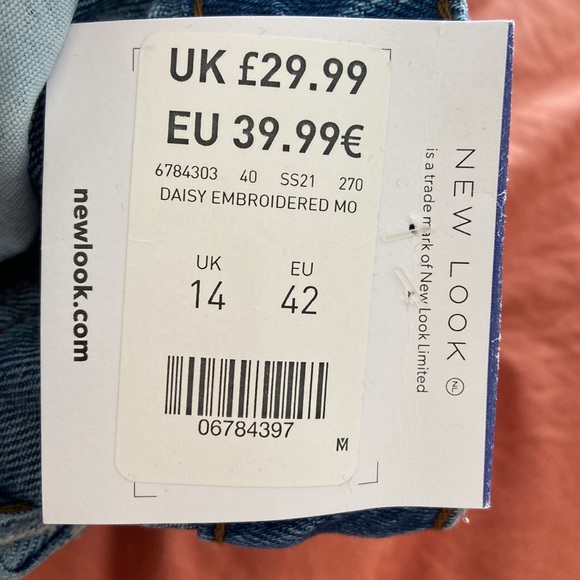 NWT New Look Cropped Daisy Denim - Picture 6 of 6